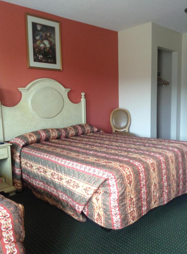 Bedroom 4, New Orleans Inn, Orleans