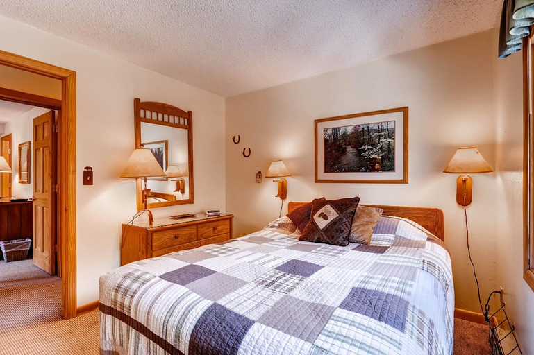 Bedroom 5, Mountain House, A Vail Resorts Property, Summit