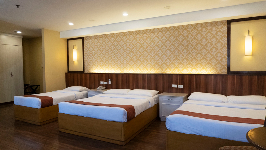 Bedroom 3, Hotel Veniz, Baguio City