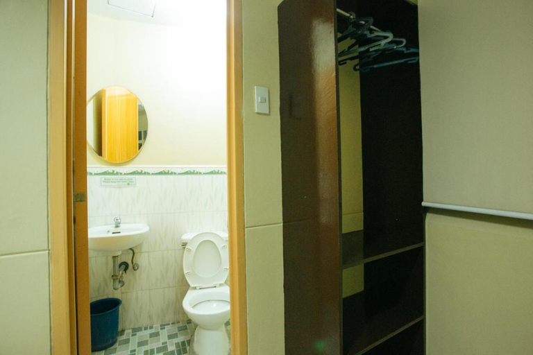 Bathroom 3, GV Hotels Talisay City, Talisay City