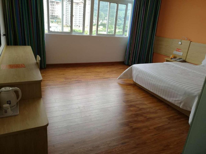 Bedroom 2, riverside holiday hotel, Hainan