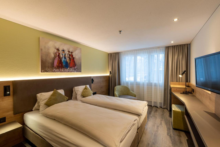 Bedroom 5, Hotel Flamatt, Sense