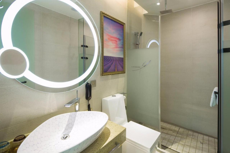 Bathroom 3, Lavande Hotel Changsha Walking Street South Gate Subway Station, Changsha