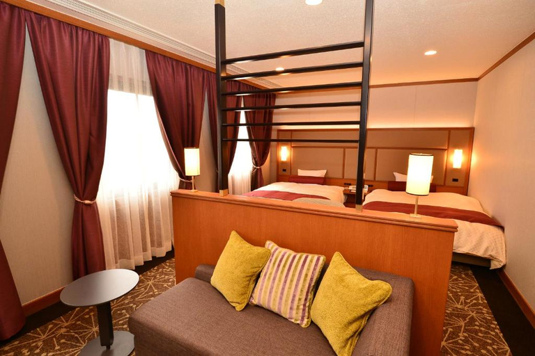 Bedroom 4, Hotel Sunroute Sano, Sano