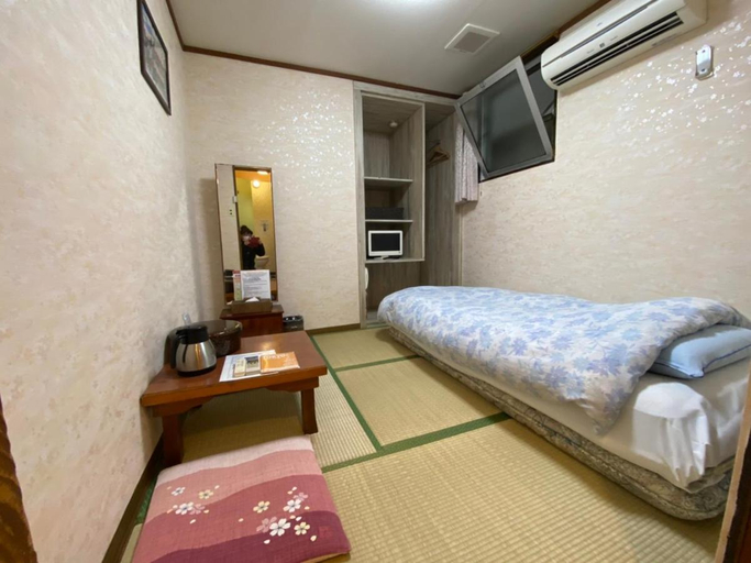 Bedroom 3, Asakusa Ryokan Toukaisou Hotel, Taitō