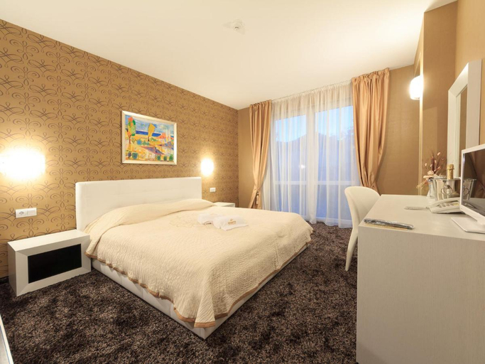 Bedroom 2, Agusta Spa Hotel, Veliko Tarnovo