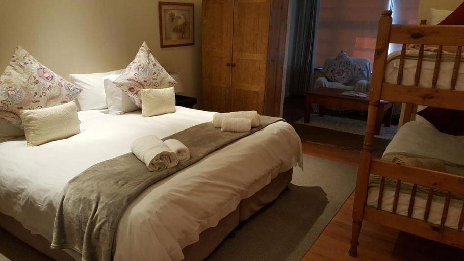 Bedroom 4, Copperpot Guesthouse, Nelson Mandela Bay