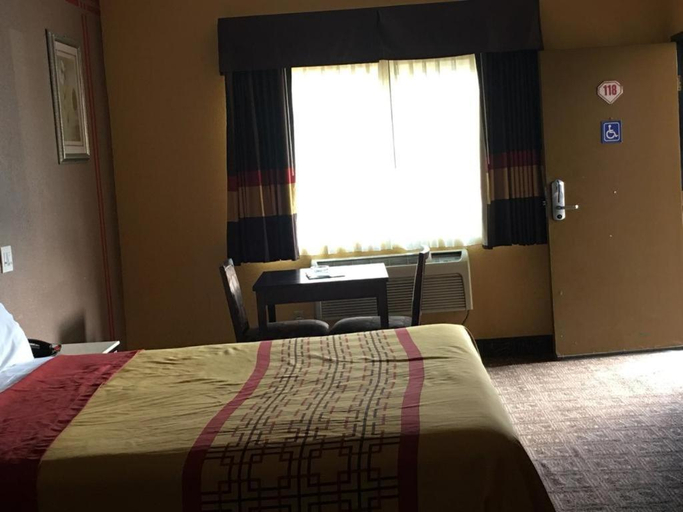 Bedroom 5, Diamond Inn Forrest City I-40, Saint Francis