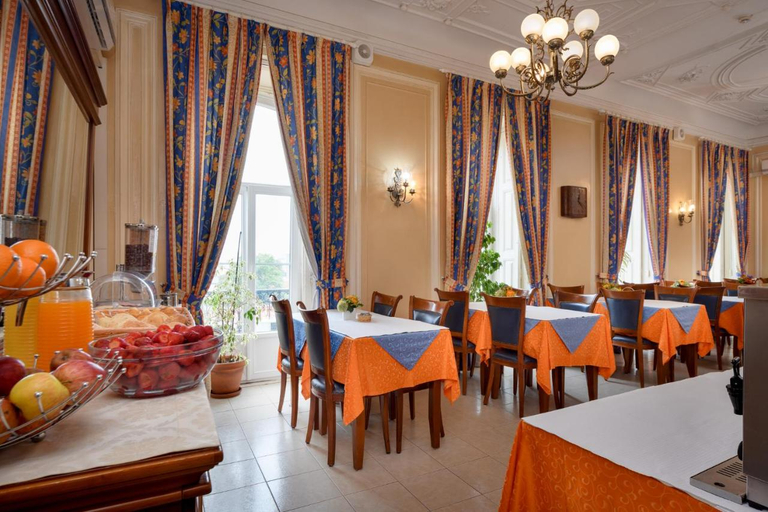 Food & Drinks, Pensao Londres, Lisbon