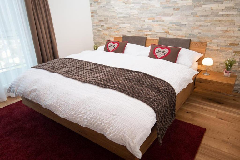 Bedroom 3, Panoramarestaurant Hotel Roggerli, Nidwalden
