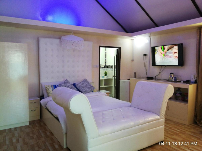 Bedroom 2, Chibel Summer Riverside Resort, El Nido