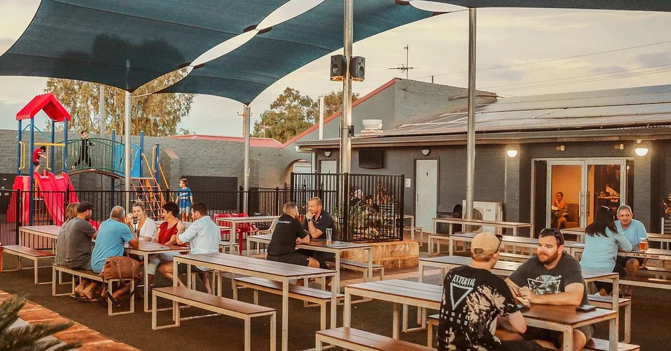 Food & Drinks 3, Newman Hotel, East Pilbara