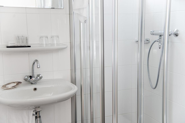 Bathroom 5, Zonne, Noordwijk