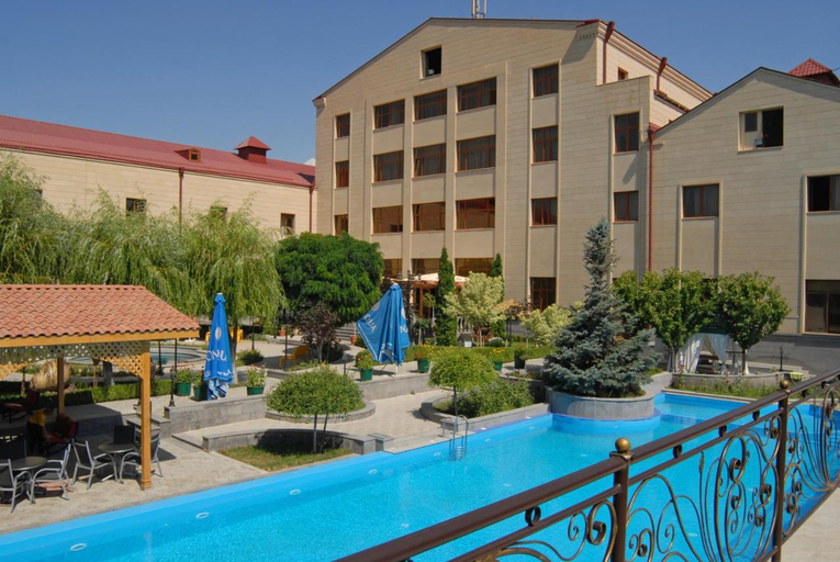 Exterior & Views 3, Royal Palace Hotel