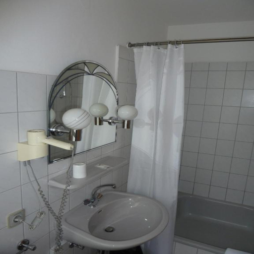 Bathroom, Luise City - An der Philharmonie, Essen