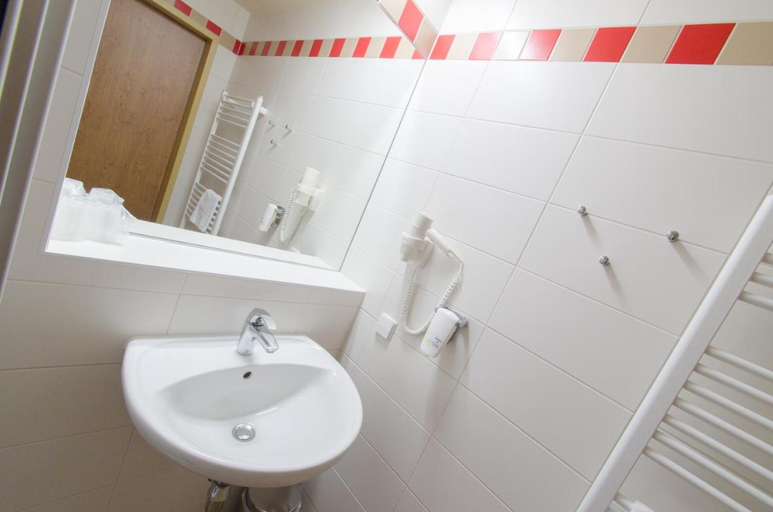 Bathroom 3, Jufa Hotel Altenmarkt, Sankt Johann im Pongau