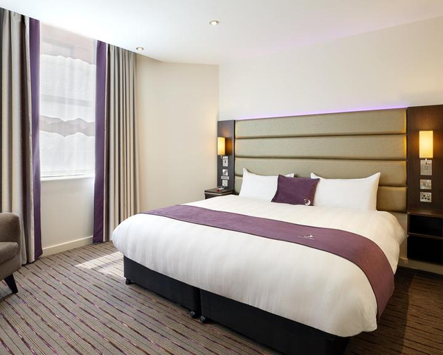 Bedroom 2, Premier Inn Newcastle - Holystone, North Tyneside