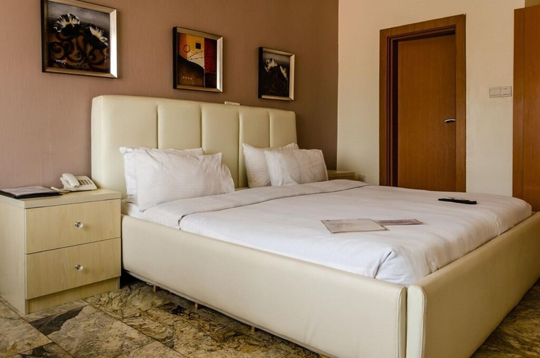 Bedroom 3, 3J's Hotels & Apartments, AbujaMun