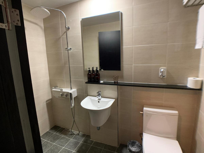 Bathroom 5, Jeju Renaissance Hotel, Jeju