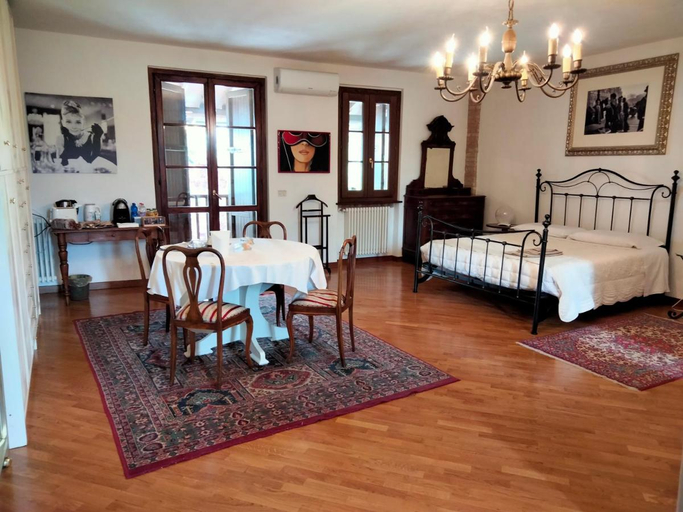 Others 5, B&B Cascina in Franciacorta, Brescia