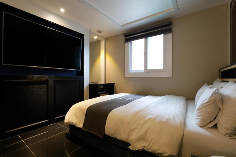 Bedroom 3, Hotel Duruwa (main building), Gyeyang