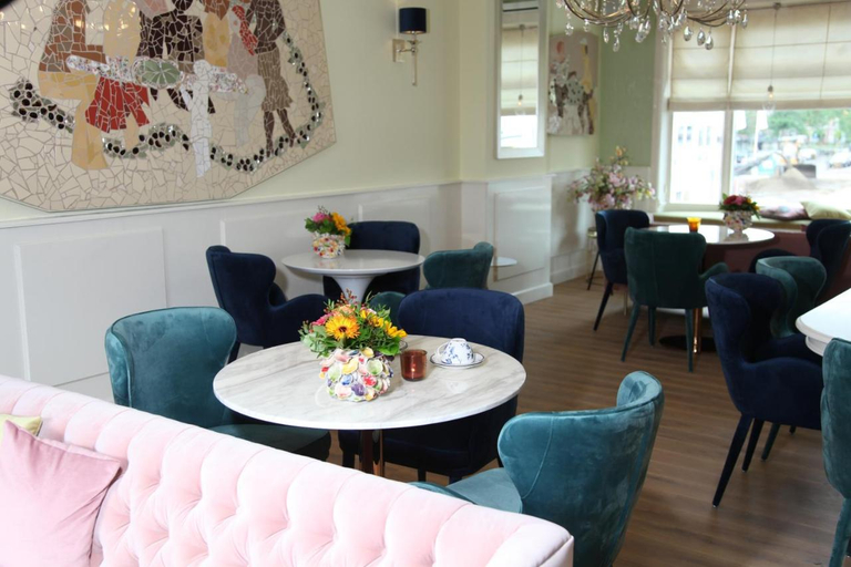Food & Drinks 3, Bubbles & Bed, De Bilt