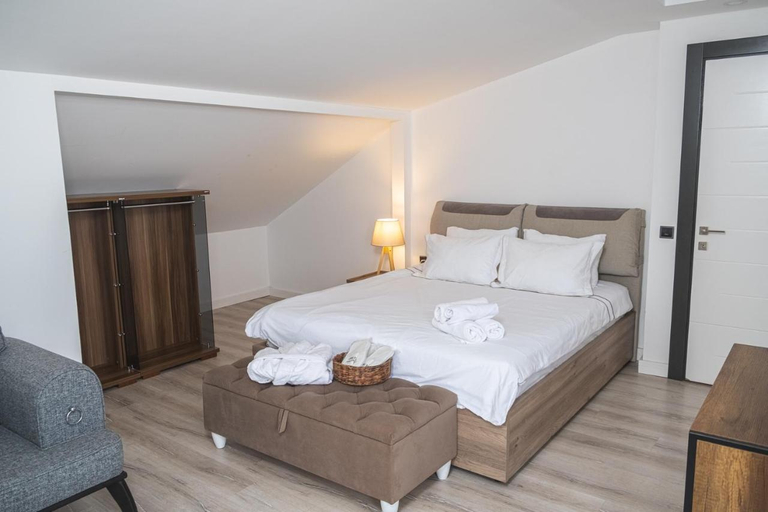 Bedroom 2, THE ONLY ONE Accommodation, Niš