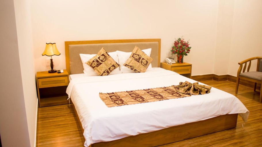 Bedroom 5, Hoai Thuong Hotel, Pleiku