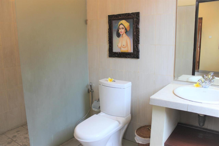 Bathroom 5, Silvy Guesthouse, Badung