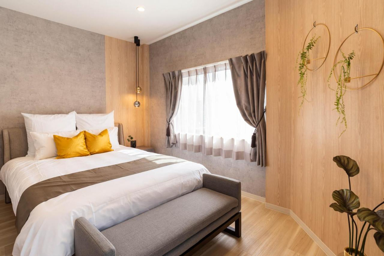 Bedroom 2, JAPAVISTA Noble, Osaka