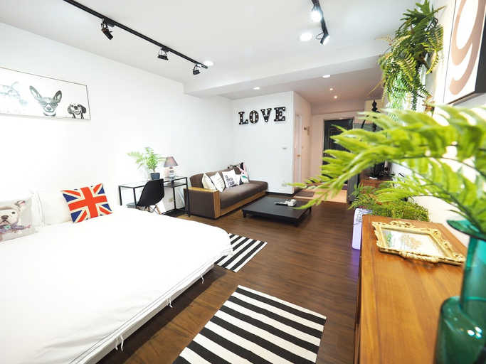 Bedroom 5, Rome AB, Taipei City