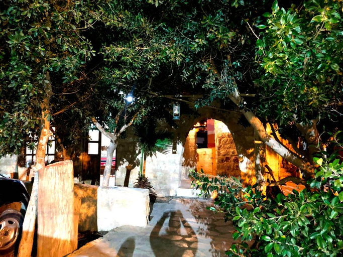 Others 4, The Orient Home, Wadi Musa