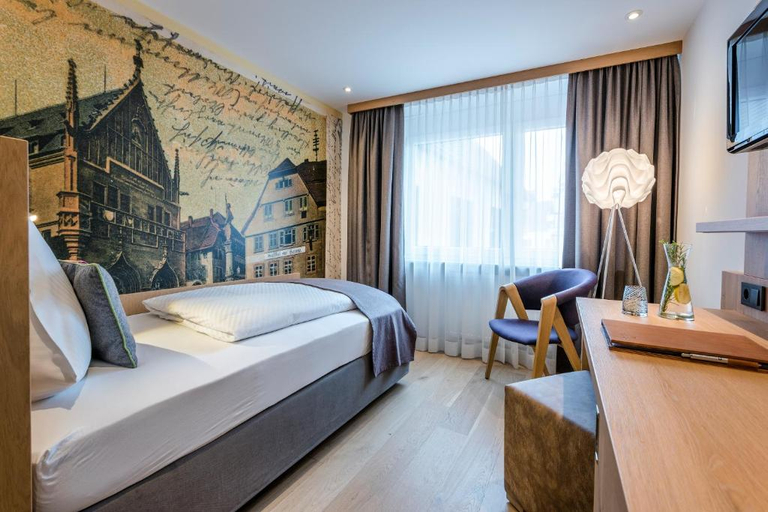 Bedroom 2, Hotel Krone, Karlsruhe
