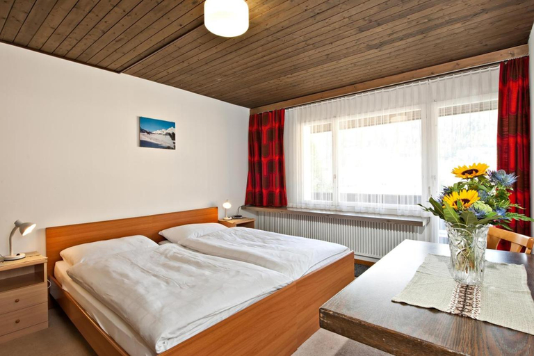 Bedroom 2, Hostel Casa Franco, Maloja