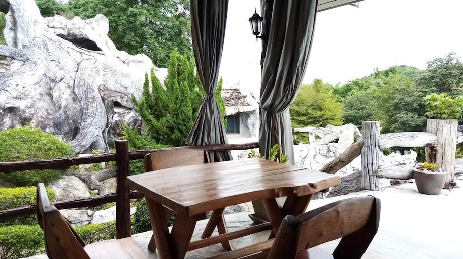 Others 5, Had Ban Din Resort, Sai Yok