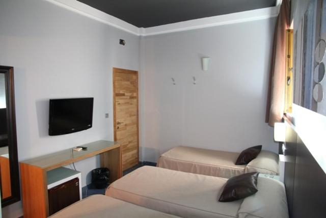 Bedroom 3, Hostal Plaza Ruiz, Ceuta
