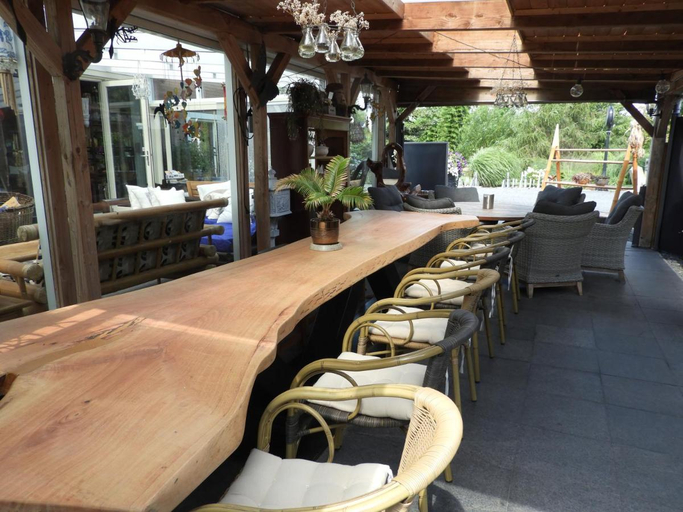 Food & Drinks 3, Romala's Home, Hoogezand-Sappemeer