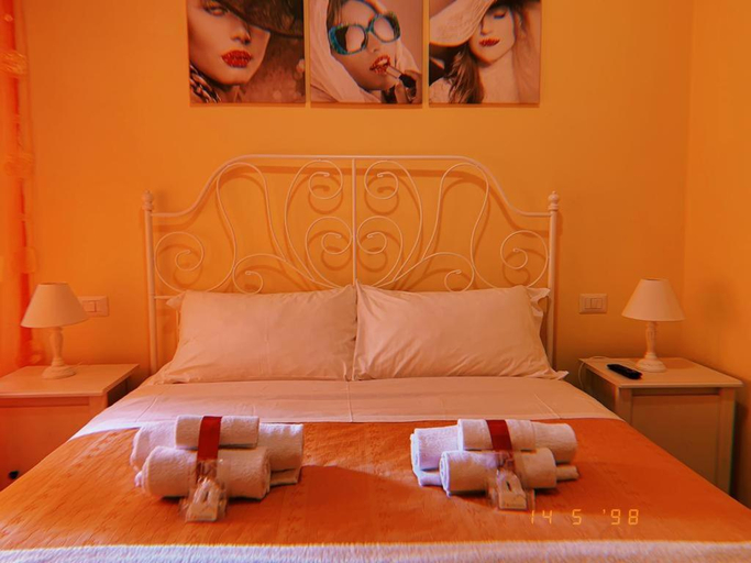 Bedroom, Vatican City Accommodation, Rome