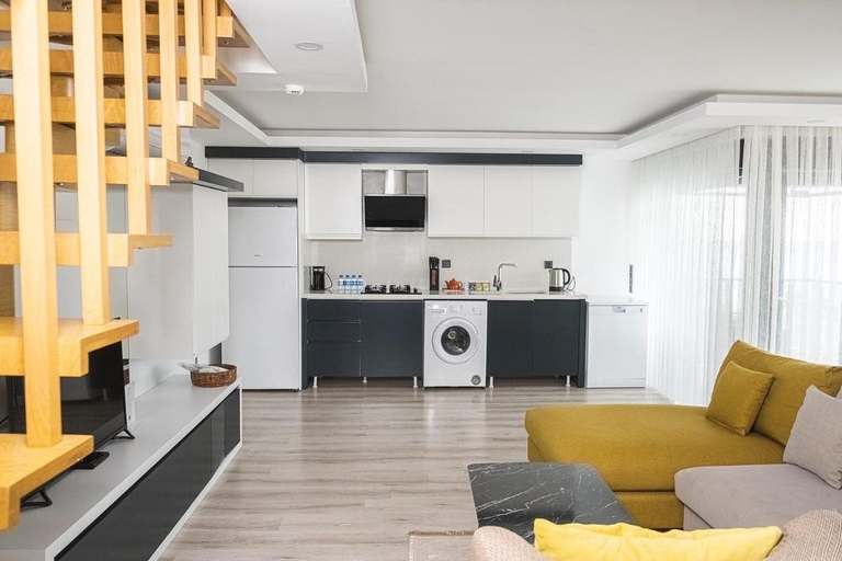 Others 5, THE ONLY ONE Accommodation, Niš