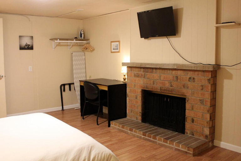 Bedroom 2, Brighton Guesthouse - Walk to Metro, Seattle