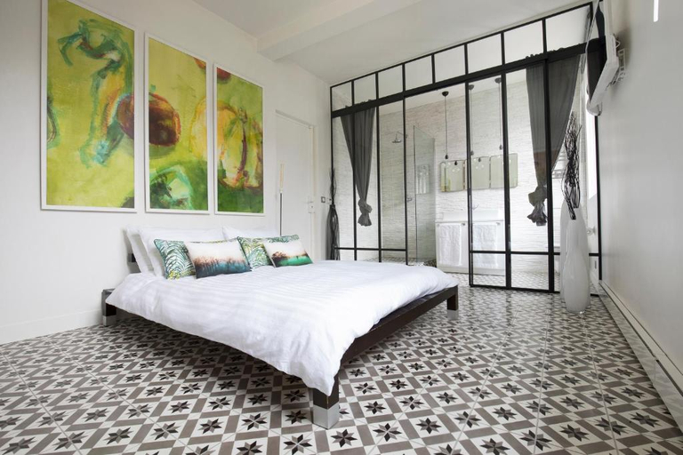 Bedroom 4, MONTMARTRE ROMANTIC, Bed & Breakfast - Paris, Paris