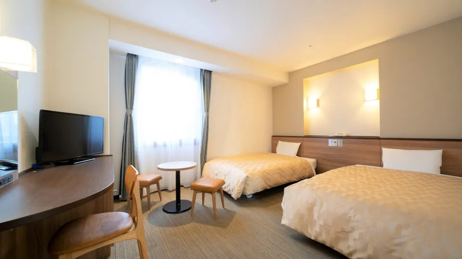 Bedroom 2, Nagoya Garland Hotel, Nagoya