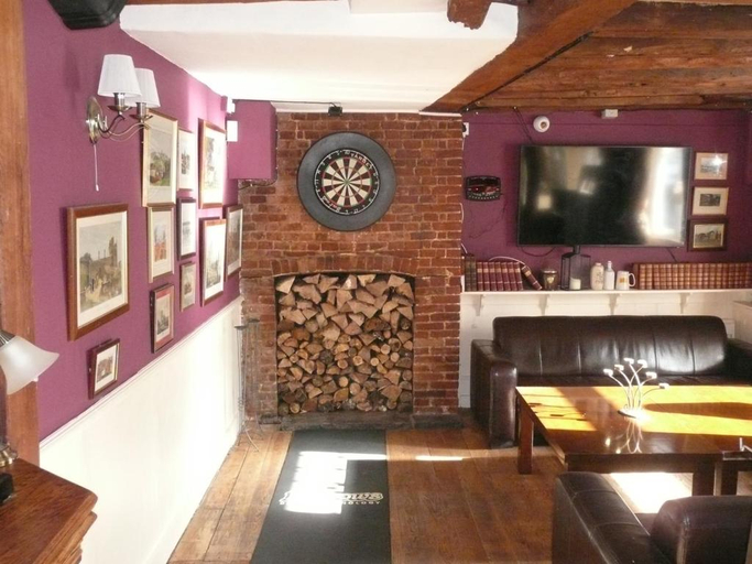 Others 5, The Maidens Chambers, Kent