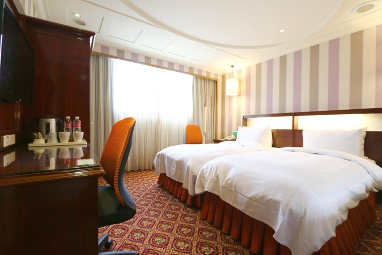 Bedroom 3, 麗都平價商旅, Taichung