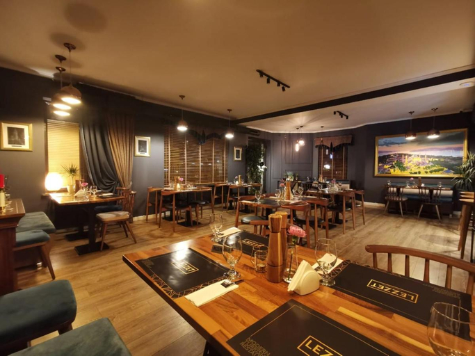 Food & Drinks 3, Lezzet B&B Pokoj Goscinny & TurkishRestaurant, Warsaw