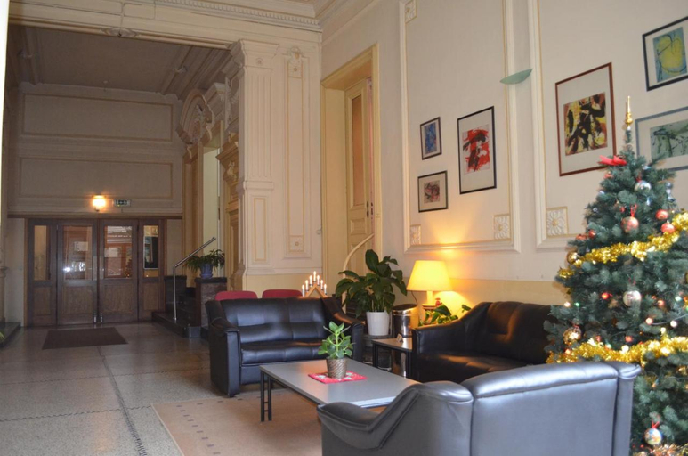 Others 4, Institute Of Cultural Affairs, Bruxelles
