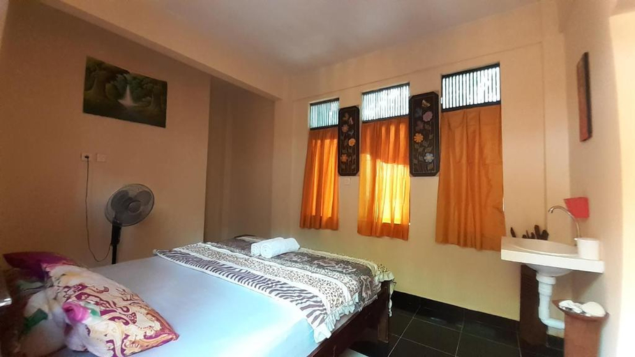 Bedroom 4, Made Roejas Family, Badung