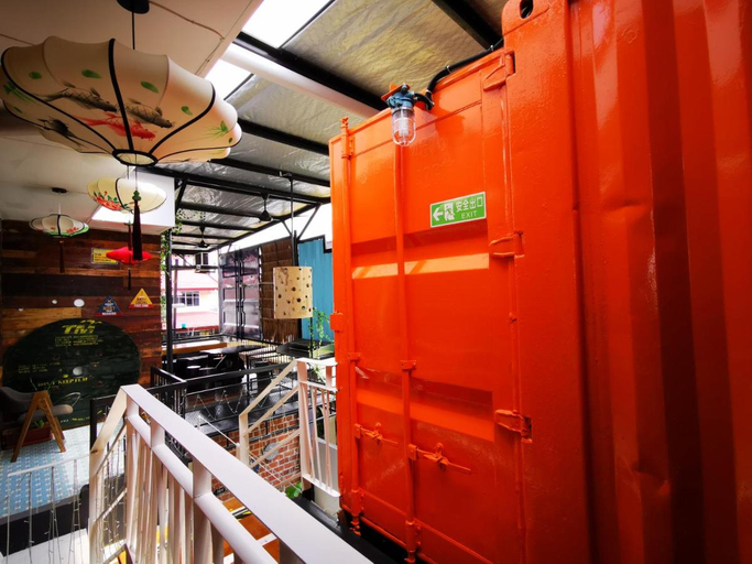 Others 3, The Boxs Container, Kuching