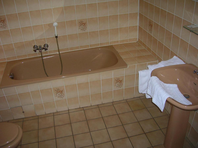 Bathroom, Contact Hotel Du Ladhof, Haut-Rhin
