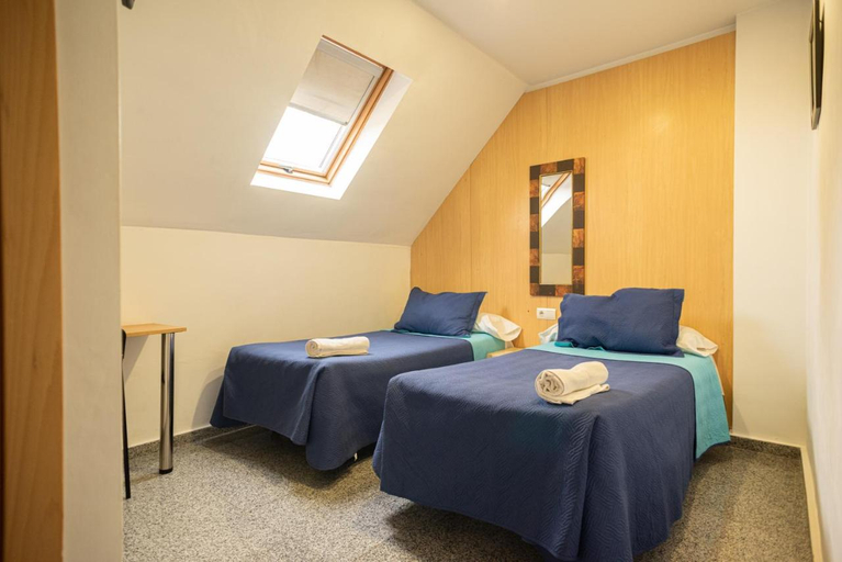 Bedroom 2, Hostal Mitre Paterna, Valencia